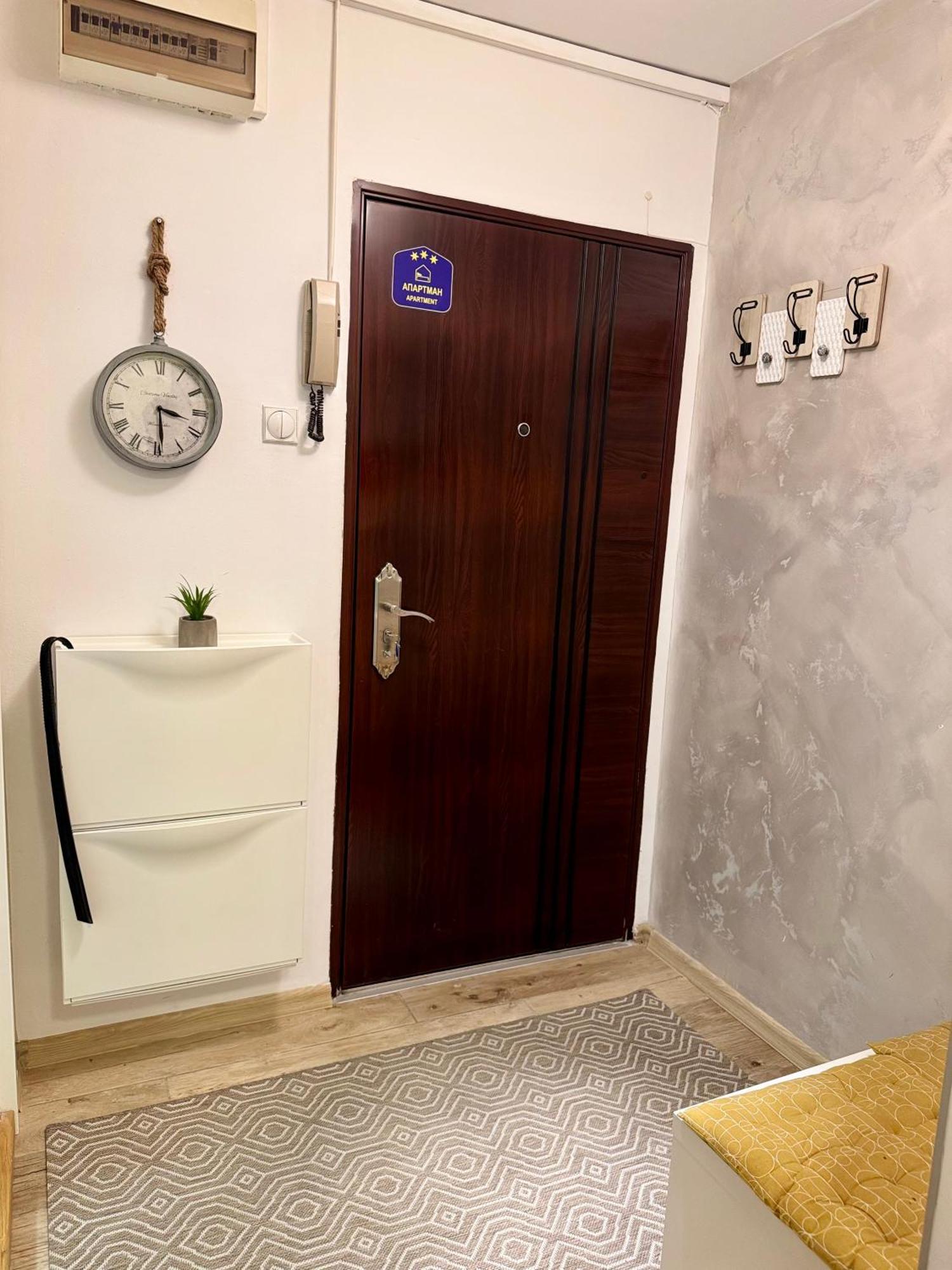 Cozy Haven Apartment Belgrade Exterior photo